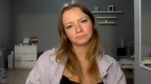 Millie online show from December 22, 2025, 11:02 pm