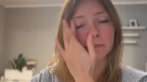Millie online show from July 30, 2026, 8:52 pm