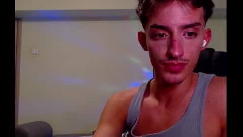 Snapshot of luxangel_xxx chatting on November 9, 2025, 10:19 pm luxangel_xxx online show from November 9, 2025, 10:19 pm