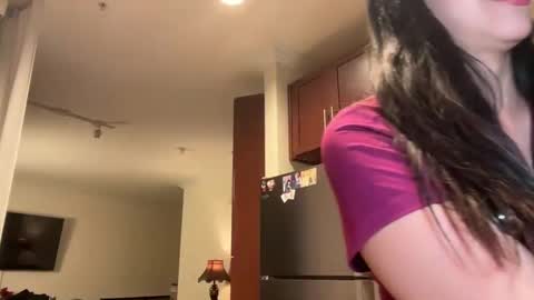 Snapshot of luxcher22 chatting on December 5, 2024, 3:26 am luxcher22 online show from December 5, 2024, 3:26 am