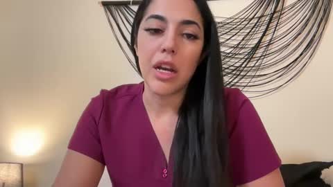 Snapshot of luxcher22 chatting on December 10, 2024, 6:54 am luxcher22 online show from December 10, 2024, 6:54 am