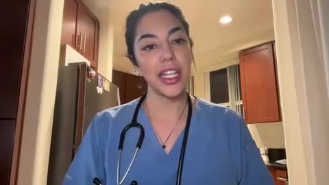 Snapshot of luxcher22 chatting on February 5, 2025, 3:13 am luxcher22 online show from February 5, 2025, 3:13 am