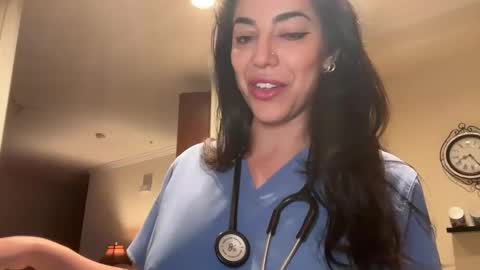 Snapshot of luxcher22 chatting on February 7, 2025, 3:23 am luxcher22 online show from February 7, 2025, 3:23 am