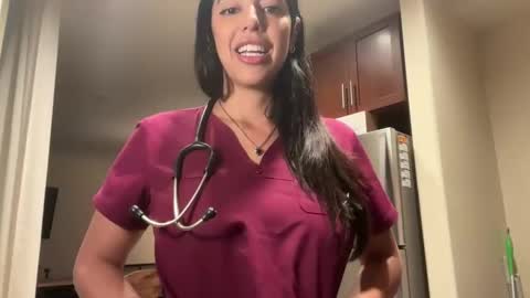 Snapshot of luxcher22 chatting on February 28, 2025, 3:15 am luxcher22 online show from February 28, 2025, 3:15 am