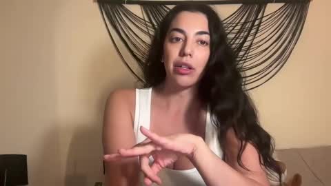 Snapshot of luxcher22 chatting on March 11, 2025, 4:21 am luxcher22 online show from March 11, 2025, 4:21 am