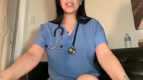 Snapshot of luxcher22 chatting on February 21, 2026, 5:30 am luxcher22 online show from February 21, 2026, 5:30 am