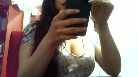 Snapshot of luxdasilva chatting on May 23, 2026, 3:45 am luxdasilva online show from May 23, 2026, 3:45 am