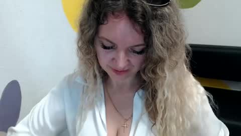 Donna online show from June 19, 2026, 7:01 am