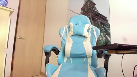 SOFFSOTO777 online show from February 18, 2026, 4:03 pm