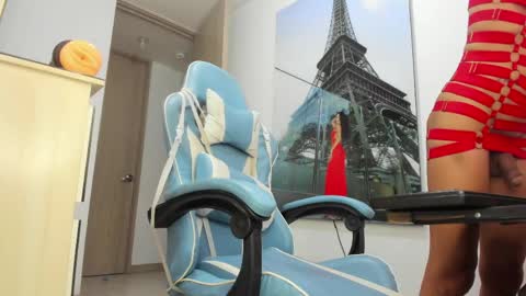 Snapshot of luxela777 chatting on April 30, 2026, 10:25 pm SOFFSOTO777 online show from April 30, 2026, 10:25 pm