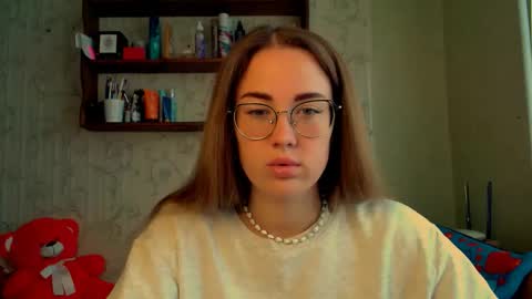 Snapshot of luxie_queen chatting on October 3, 2025, 9:17 am Katie online show from October 3, 2025, 9:17 am