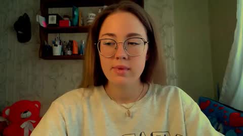 Snapshot of luxie_queen chatting on October 24, 2025, 9:38 am Katie online show from October 24, 2025, 9:38 am