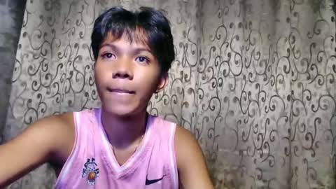 Snapshot of luxirfy_xx chatting on September 29, 2025, 1:38 pm luxirfy online show from September 29, 2025, 1:38 pm