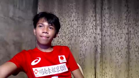 Snapshot of luxirfy_xx chatting on October 13, 2025, 4:51 pm luxirfy online show from October 13, 2025, 4:51 pm