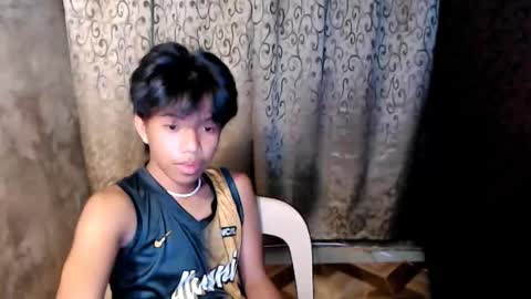 Snapshot of luxirfy_xx chatting on November 8, 2025, 5:23 pm luxirfy online show from November 8, 2025, 5:23 pm