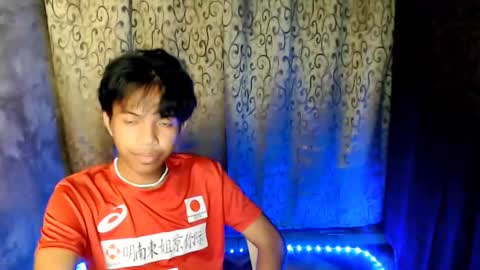 Snapshot of luxirfy_xx chatting on November 11, 2025, 6:08 pm luxirfy online show from November 11, 2025, 6:08 pm