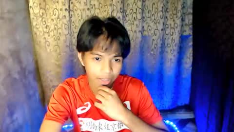 Snapshot of luxirfy_xx chatting on November 21, 2025, 4:27 pm luxirfy online show from November 21, 2025, 4:27 pm