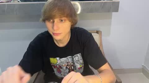 luxury_bob online show from March 10, 2026, 5:29 pm