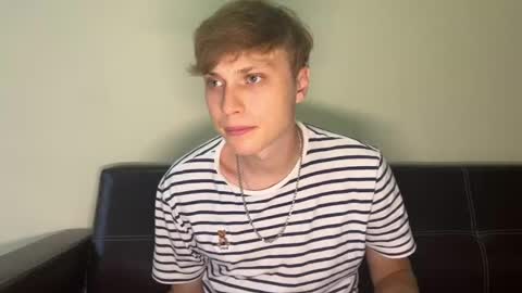 luxury_bob online show from April 28, 2026, 8:36 pm