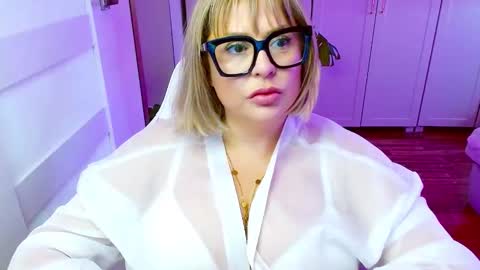 Diana online show from April 10, 2026, 6:51 am