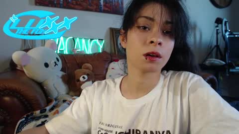 LuxxxTheFox online show from September 10, 2025, 10:21 pm