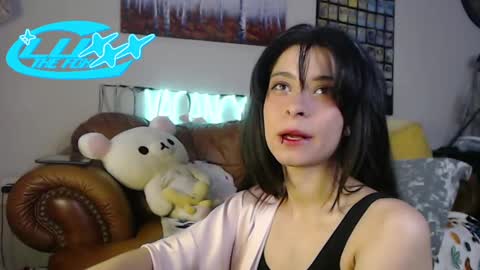 LuxxxTheFox online show from September 30, 2025, 12:37 am