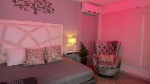 Luxy Lux online show from May 22, 2026, 7:08 pm