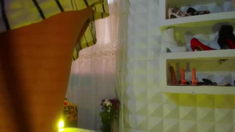 Snapshot of luz_celeste_ chatting on October 1, 2025, 7:20 pm Luz online show from October 1, 2025, 7:20 pm