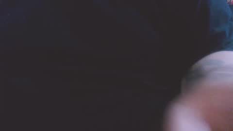 ayoo online show from October 20, 2025, 8:59 am