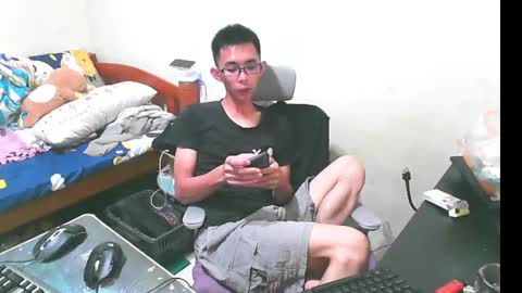 Snapshot of lvoe810930 chatting on March 1, 2025, 10:34 am lvoe810930 online show from March 1, 2025, 10:34 am