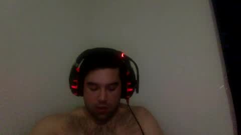 lvraider17 online show from February 6, 2025, 10:26 am