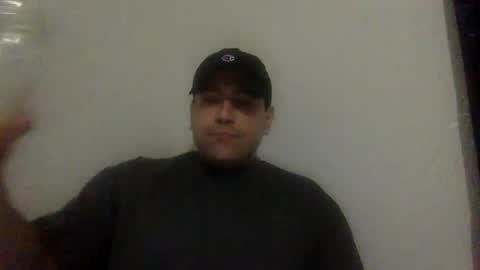 lvraider17 online show from February 23, 2025, 7:55 am