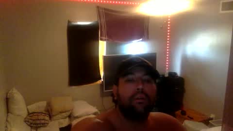 lvraider17 online show from December 14, 2025, 11:09 pm