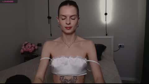 Snapshot of ly_lydia chatting on February 20, 2025, 5:01 am ly lydia online show from February 20, 2025, 5:01 am