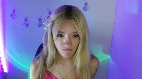 Call me Lia  online show from February 25, 2026, 9:35 pm