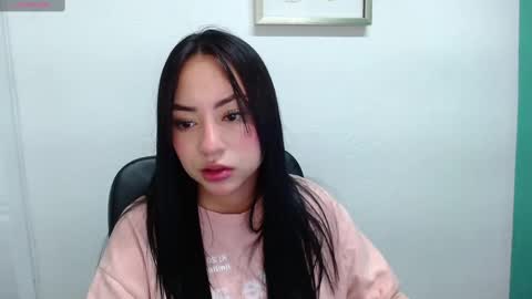 Snapshot of lya_levine chatting on February 28, 2025, 5:59 pm Lya online show from February 28, 2025, 5:59 pm