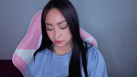  Lya  online show from October 9, 2025, 7:12 pm