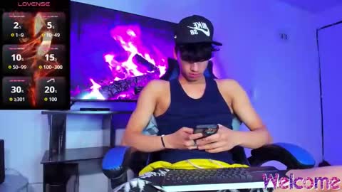 Lyam online show from March 10, 2026, 6:07 am