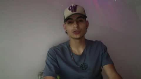 Snapshot of lyan_master_ chatting on November 5, 2025, 6:13 am Lyan online show from November 5, 2025, 6:13 am