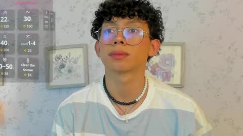 Lyan online show from April 3, 2026, 8:07 pm