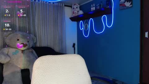 Lyann  online show from June 6, 2026, 11:20 pm