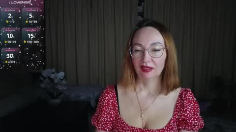 Snapshot of lyboff72 chatting on March 3, 2025, 10:20 pm lybava online show from March 3, 2025, 10:20 pm