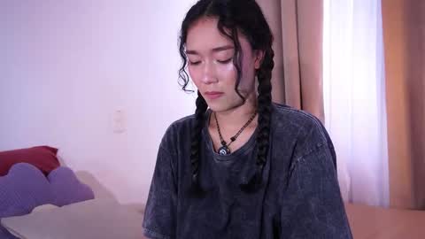 Lyhana Lee online show from March 24, 2026, 3:06 pm