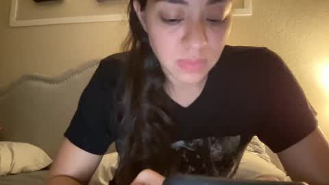 Snapshot of lylajades chatting on November 19, 2025, 4:56 am Olivia online show from November 19, 2025, 4:56 am