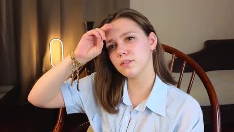 hi im Lyle online show from March 10, 2025, 7:32 am