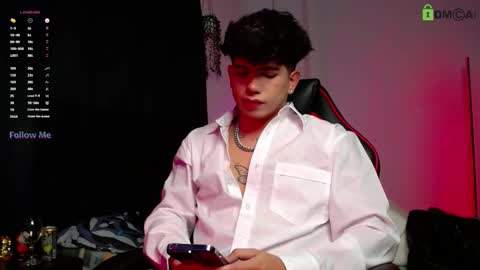 Snapshot of lylebennett_ chatting on October 31, 2025, 11:11 am Lyle Bennett Freelance Model online show from October 31, 2025, 11:11 am