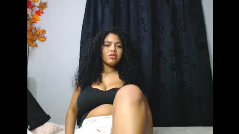 lylii_evans online show from October 15, 2025, 10:21 pm