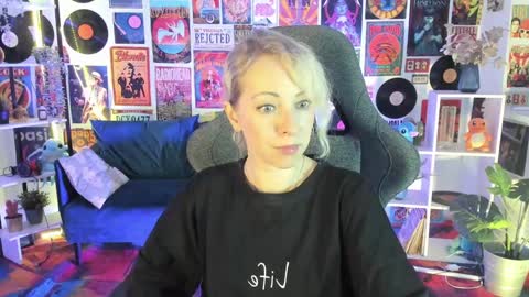 Snapshot of lylithskye chatting on January 18, 2025, 11:32 am Lylith Skye NO NUDE model online show from January 18, 2025, 11:32 am