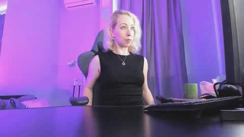 Snapshot of lylithskye chatting on September 21, 2025, 10:50 am Lylith Skye NO NUDE model online show from September 21, 2025, 10:50 am