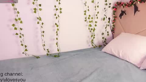 Lyly   online show from October 20, 2025, 5:41 am